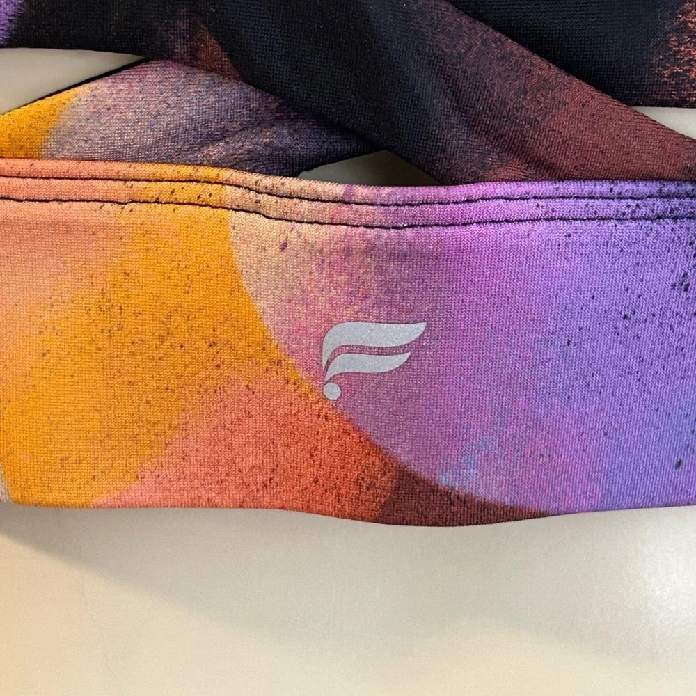 Fabletics No Bounce Sports Bra in Meltdown sz LARGE NWT